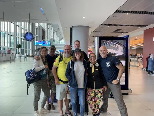 Another group off on their travels